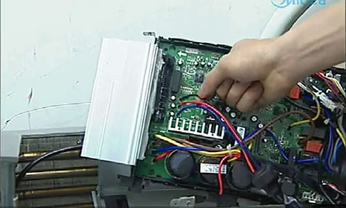 灵武美的空调电话是多少